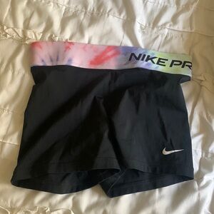 Nike Pros rainbow waistband
